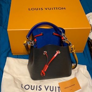 LV NEONOE BB EPI Blk-Blue-Red-Gold-silver hardware
